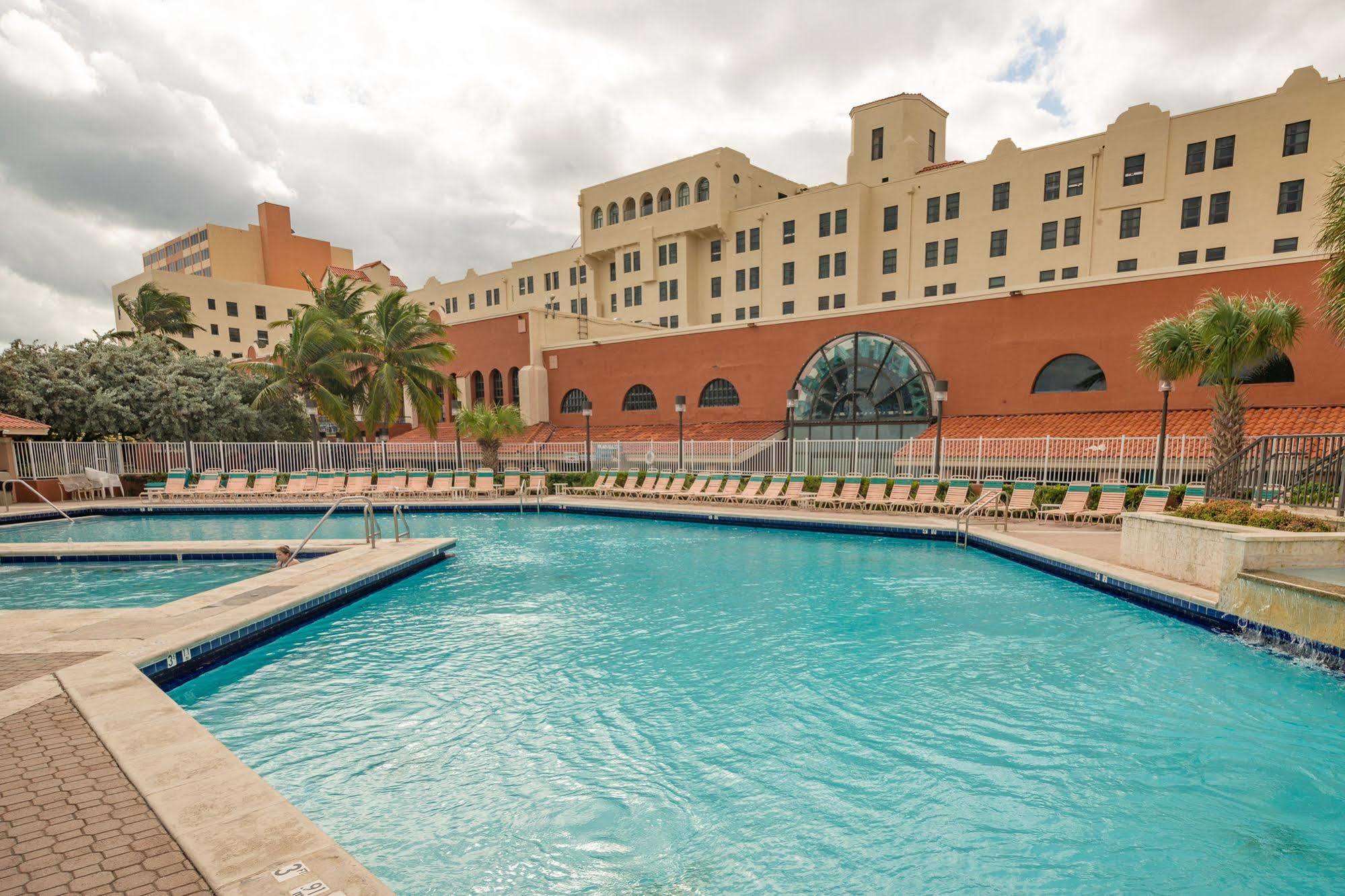 Design Suites Hollywood Beach Resort エクステリア 写真